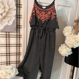 “C”  Charlie NWOT Ladies Jumpsuit With Embroidered Ruffled Top